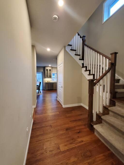 4 Bd Family Retreat Villa Stratford Bagian luar foto